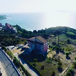 Nikos Corfu