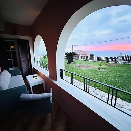 Nikos Corfu Apartamento *