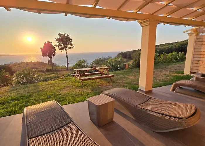 Nikos Corfu *